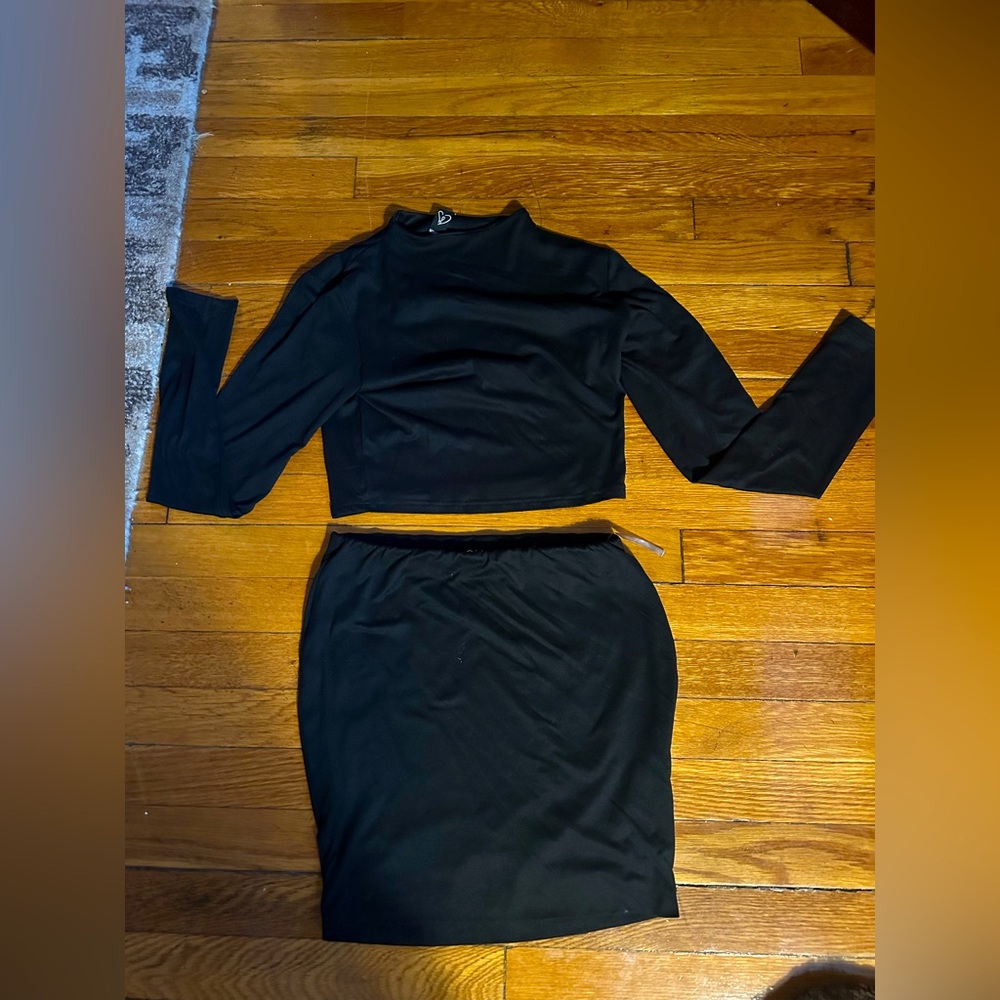 Two piece set black